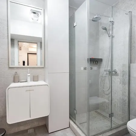 Cosy Center Near Piata Romana Appartamento